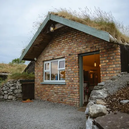 Mayo Glamping 캠프장 캐슬바