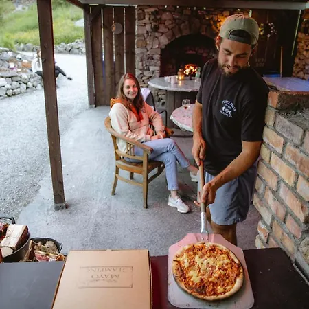 营地 Mayo Glamping 卡斯尔巴
