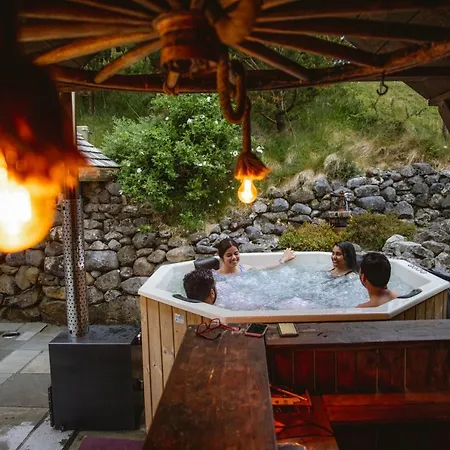 Mayo Glamping Кемпинг