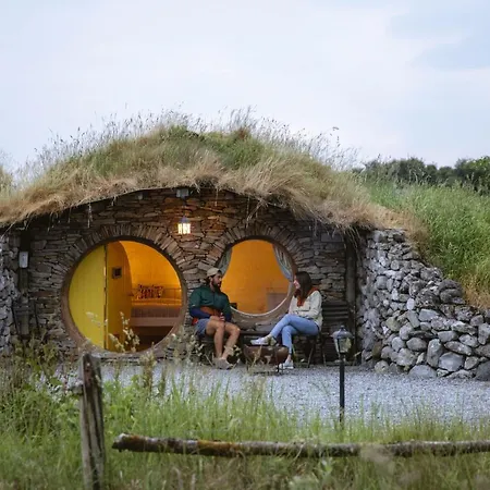 Mayo Glamping Кемпинг Каслбар